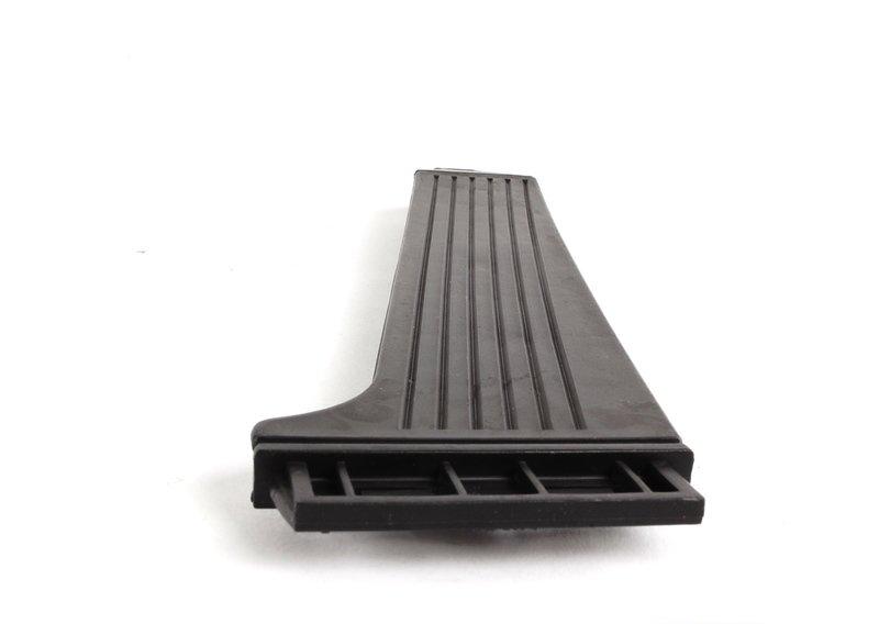 Педаль акселератора