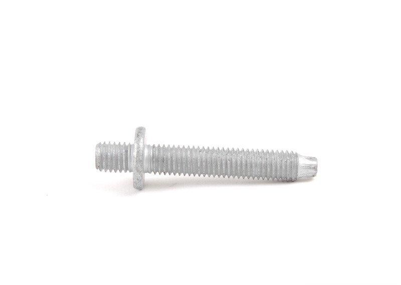 Болт крепления запасного колеса