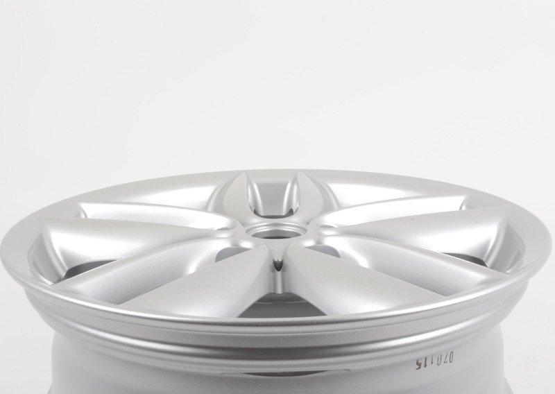 Колесный диск легкосплавный Silber