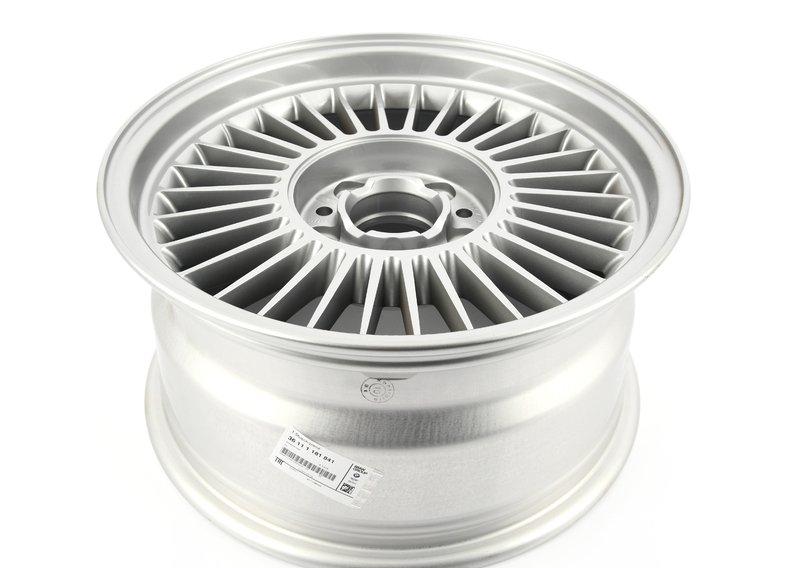 Колесный диск легкосплавный, кованый