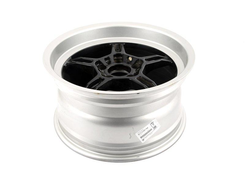 Колесный диск легкосплавный полирован.