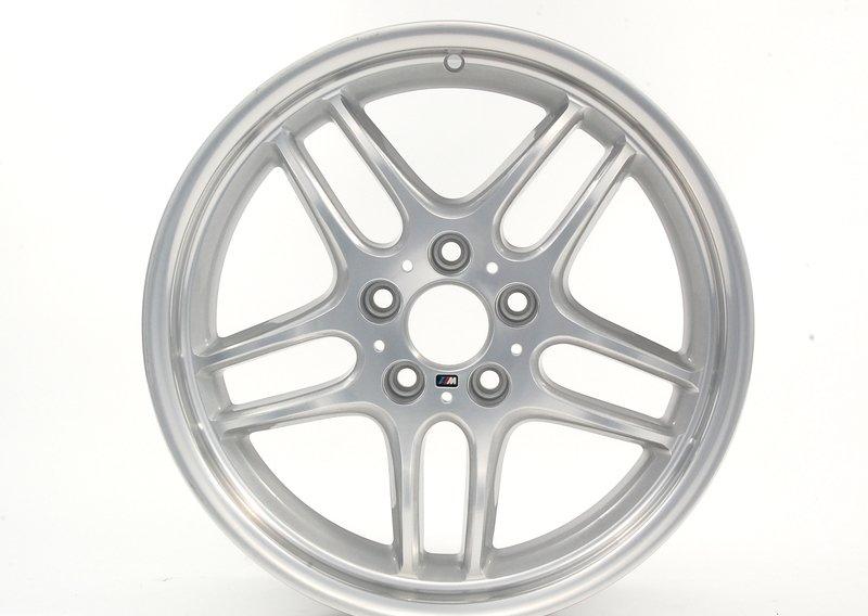 Колесный диск 8Jx18 ET:20