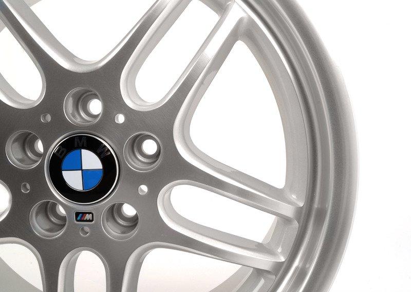 Колесный диск легкосплавный полирован.