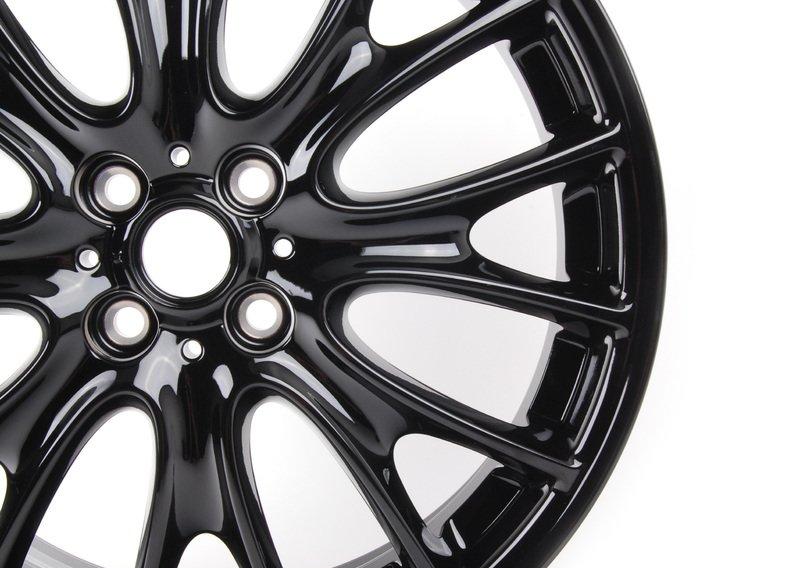 Колесный диск легкосплавный Schwarz