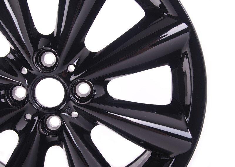 Колесный диск легкосплавный Schwarz