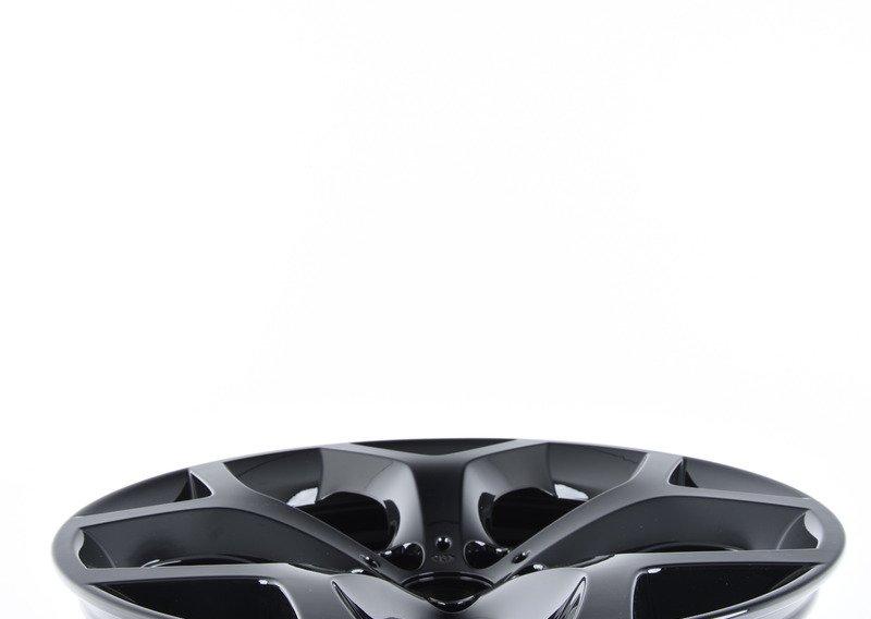 Колесный диск легкосплавный Schwarz