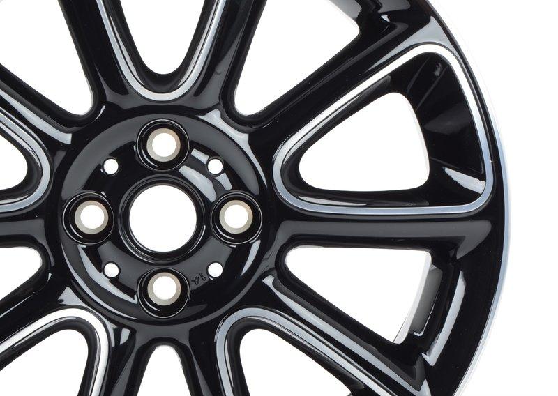 Колесный диск 7Jx17 ET:48 R132