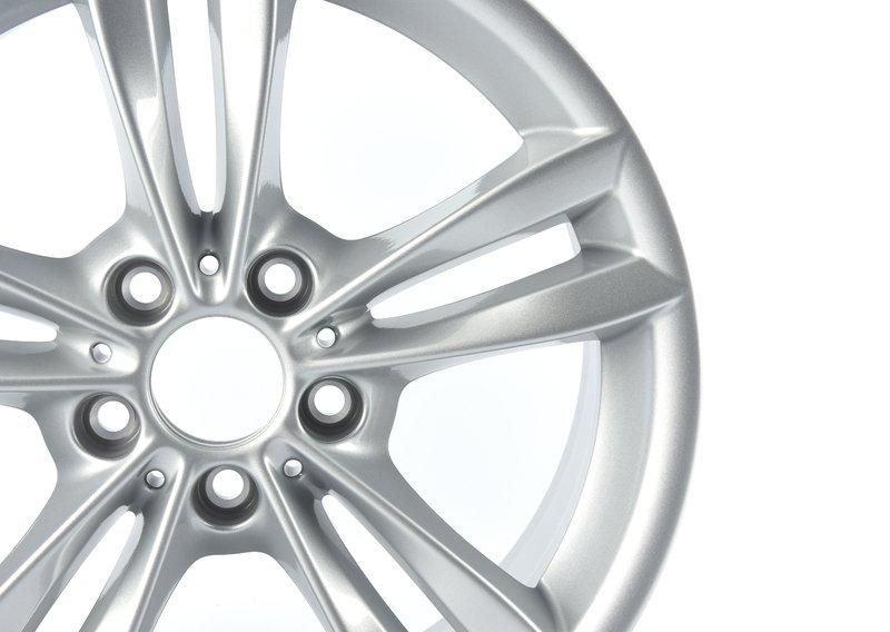 Колесный диск 8 1/2Jx18   ET:47 658