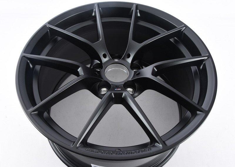 Колесный диск легкосплавный черн. матов.