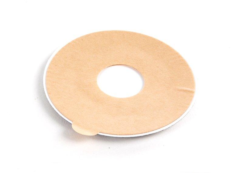 Эмблема фирмы BMW с клеящейся пленкой