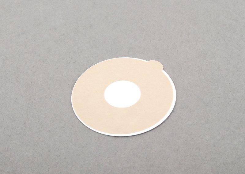 Эмблема с клеящейся пленкой