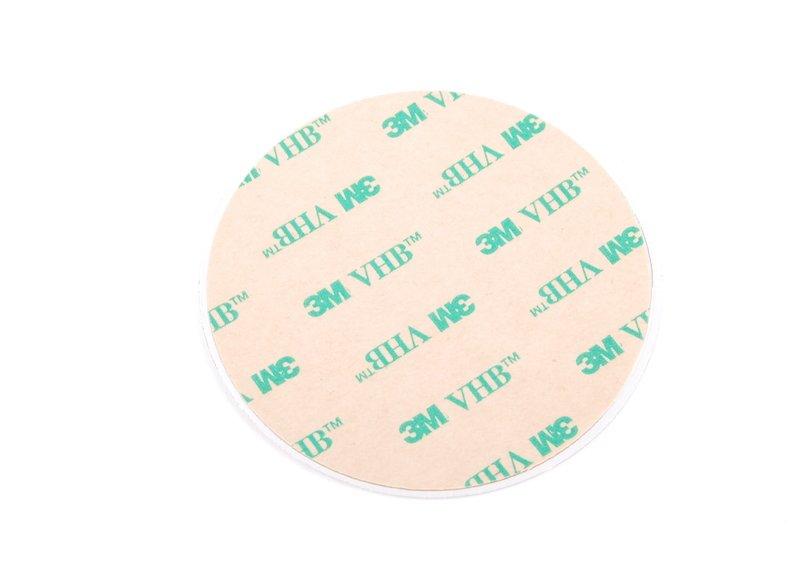 Эмблема фирмы BMW, тисн.с клеящ.пленкой