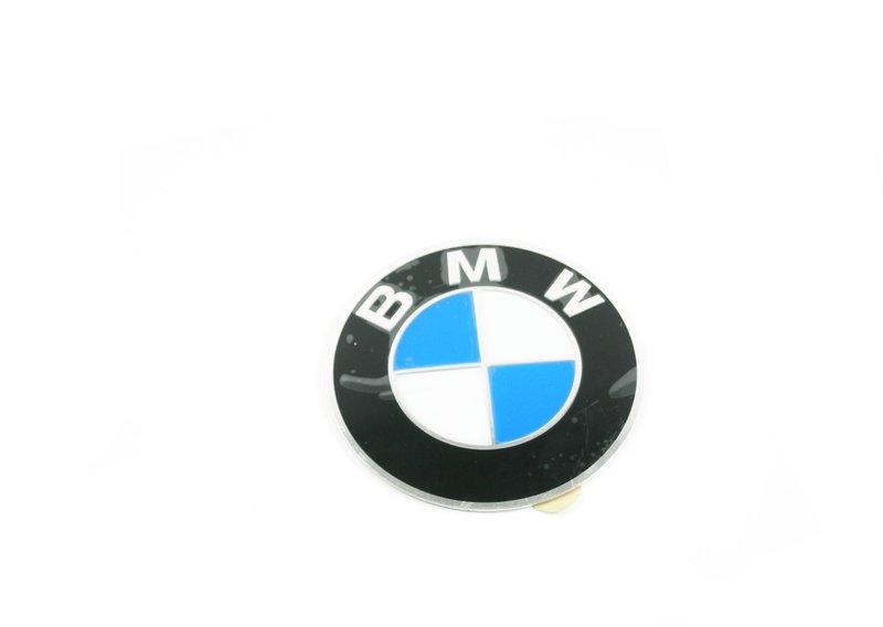 Эмблема фирмы BMW. тисн.с клеящ.пленкой