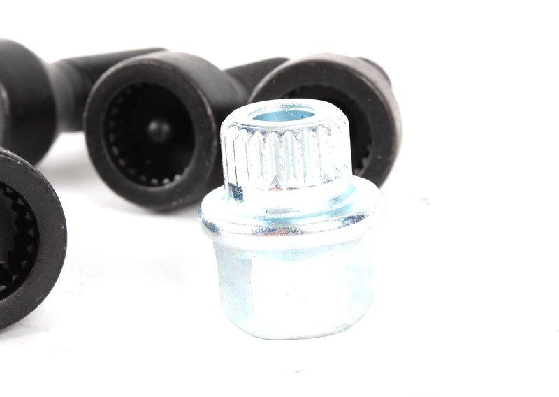 Комплект фиксаторов колесного болта E65 / E66 / E83 / E83 LCI