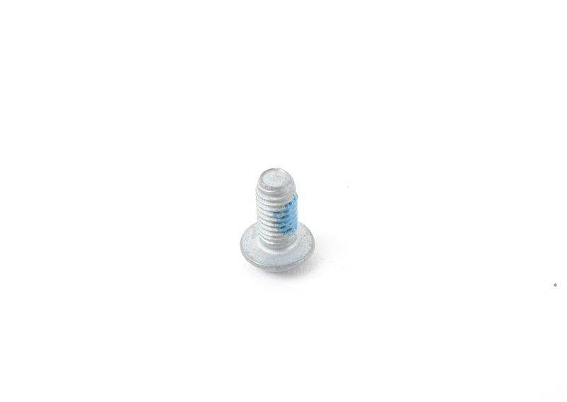 Винт с полупотайной головкой