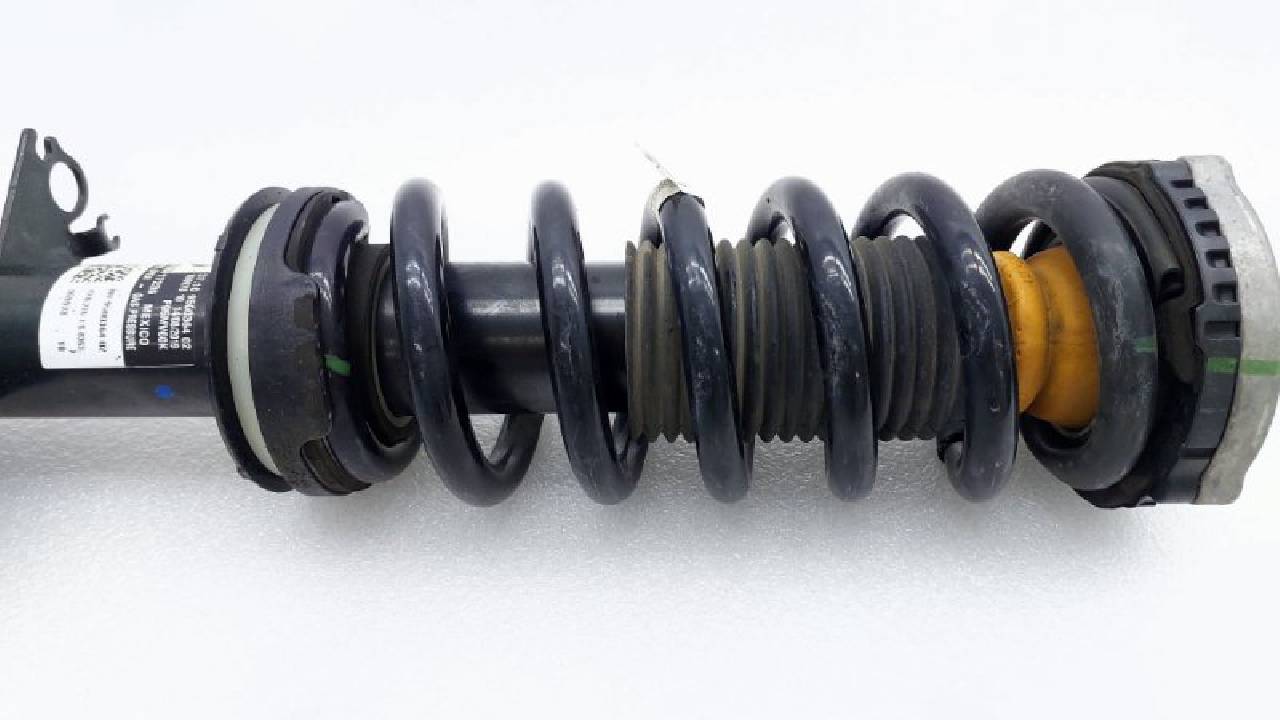 F95/F96 амортизатор передний правый