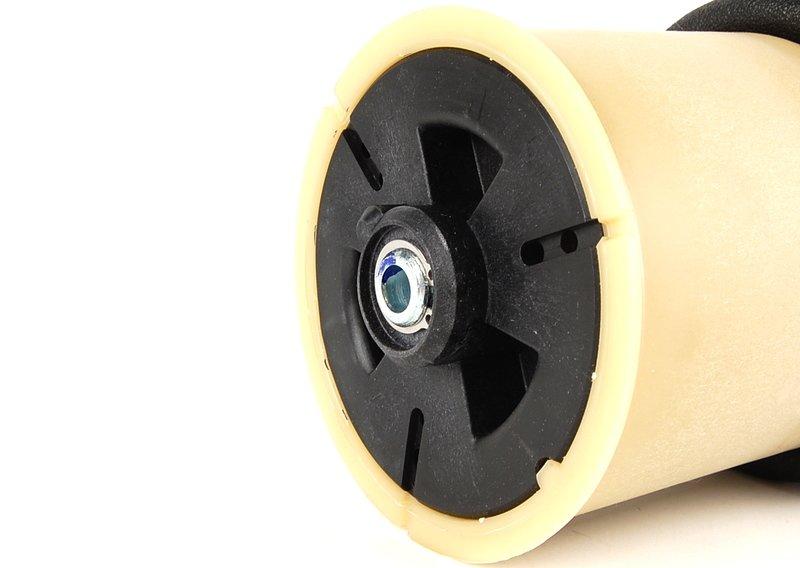 E39 пневмобаллон правый задний