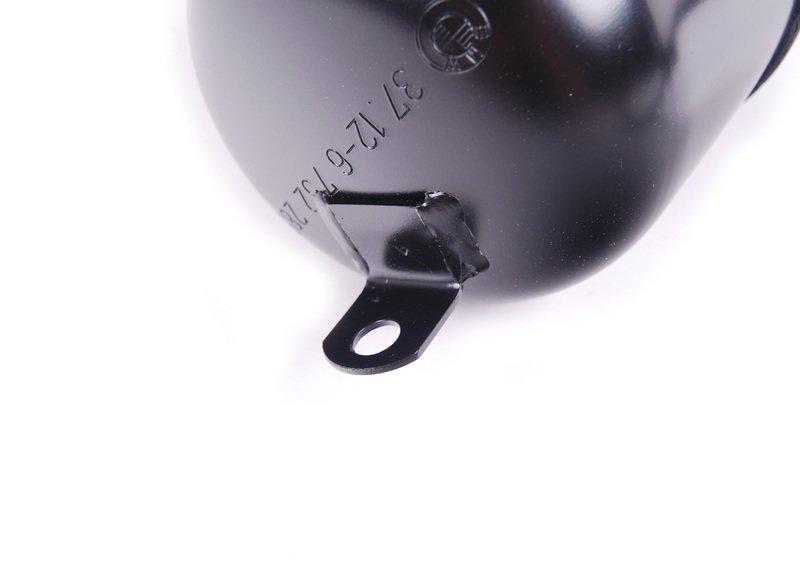 Воздушный резервуар с трубопроводом Л