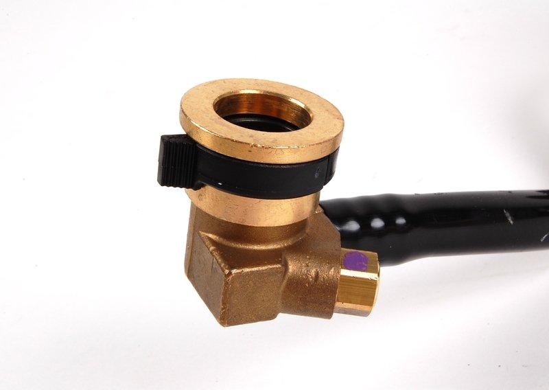 Воздушный резервуар с трубопроводом П