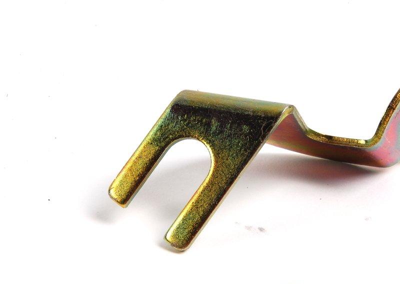 Кронштейн Л