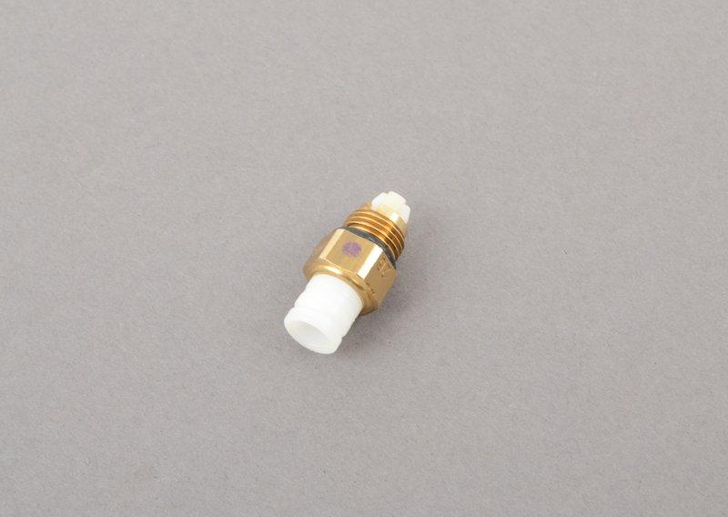 резьбовым соединением