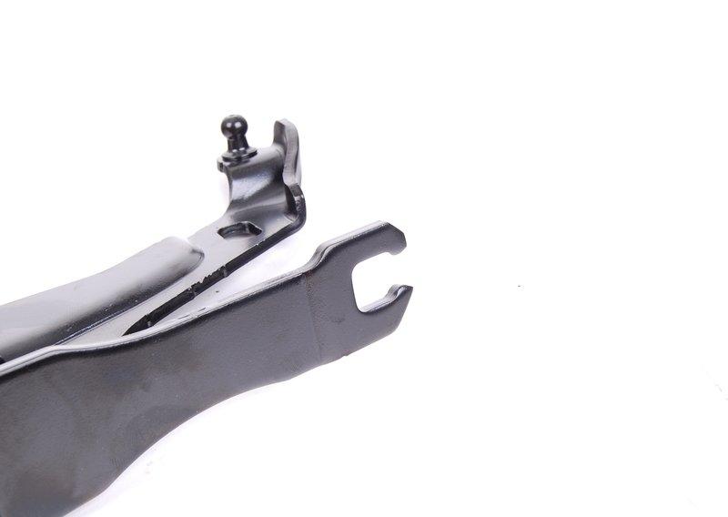 Петля капота П