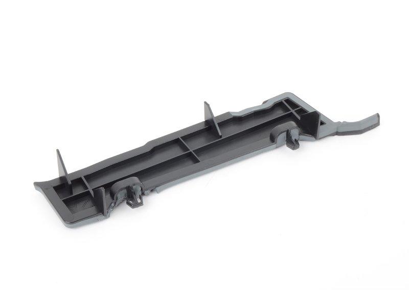 Фасонная деталь полки брызговика Л