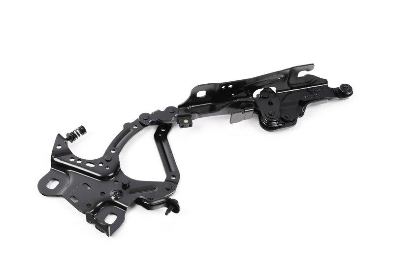 F56/F66 Петля капота Л