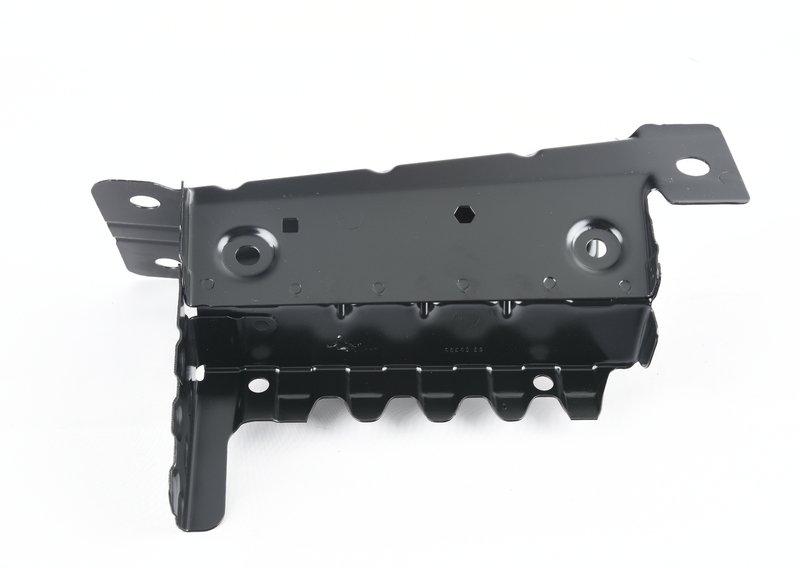 Соединение брызговика с порогом П