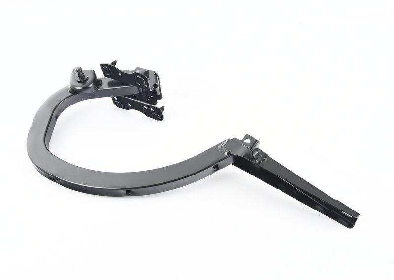 Петля багажной двери Л