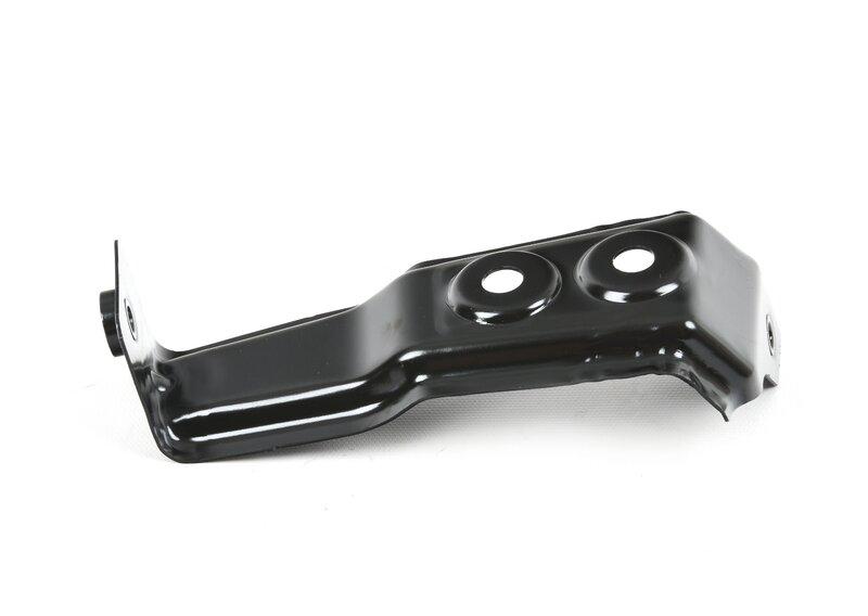 G05/G06/G07 кронштейн крыла 2 правый