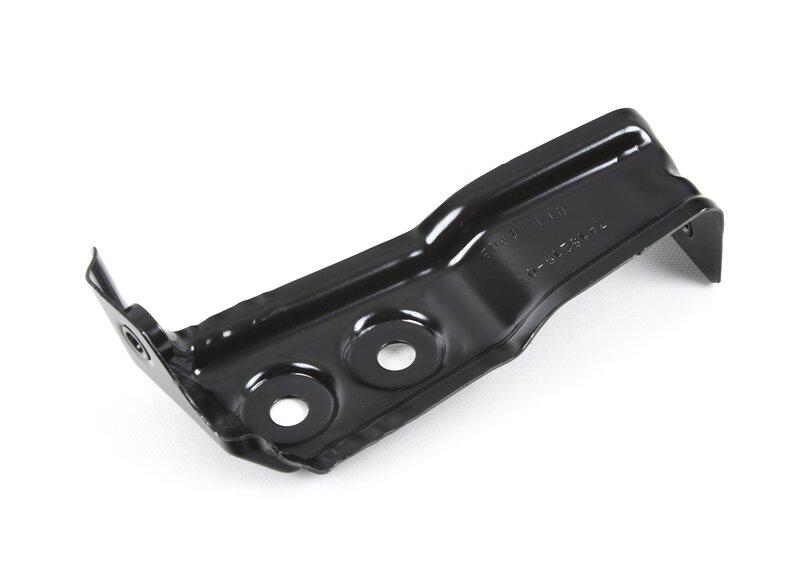 G05/G06/G07 кронштейн крыла 2 правый