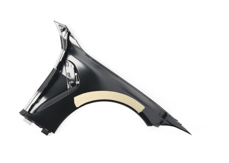 M4 G82  Крыло Л Пд