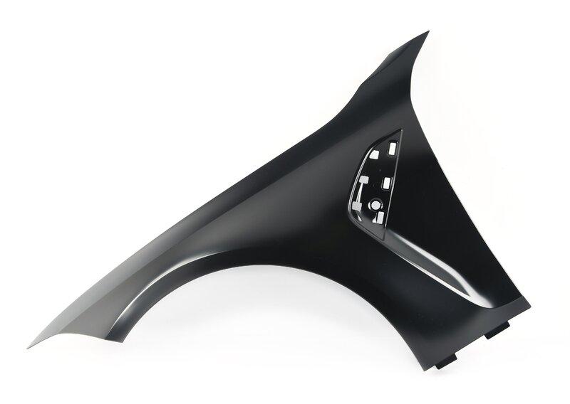 M4 G82  Крыло Л Пд