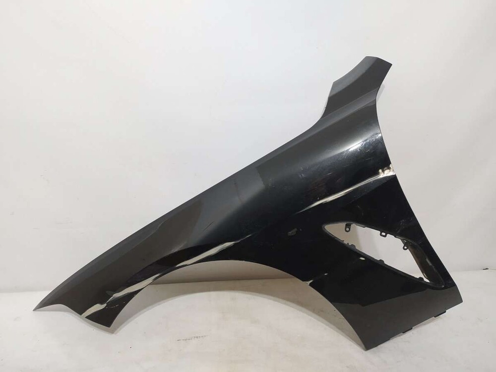 G14 крыло левое переднее