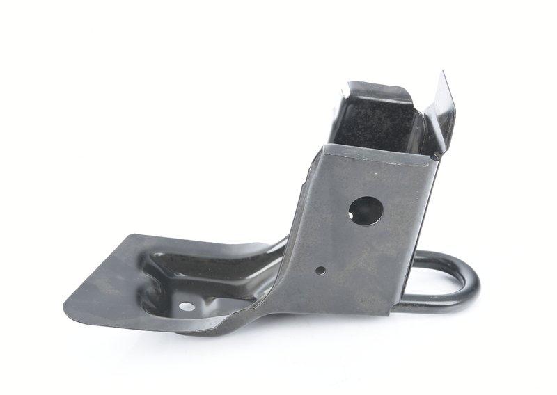 Буксирная проушина