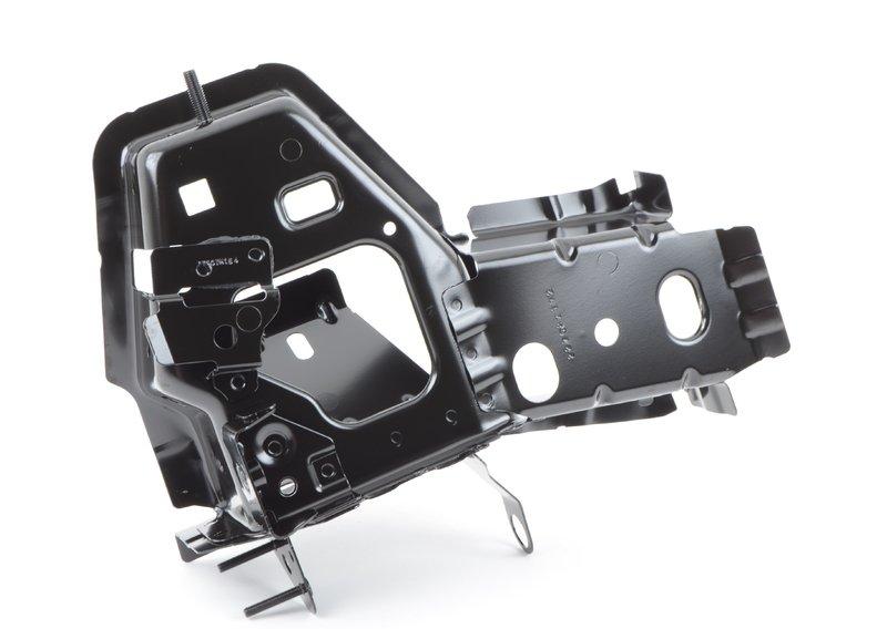 Деталь брызговика Л Пд