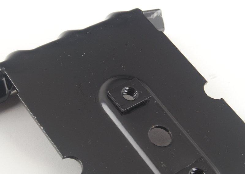 Кронштейн аккумуляторной батареи