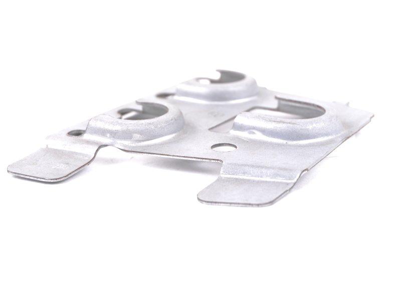 Кронштейн доп.водяной помпы/вод.клапана