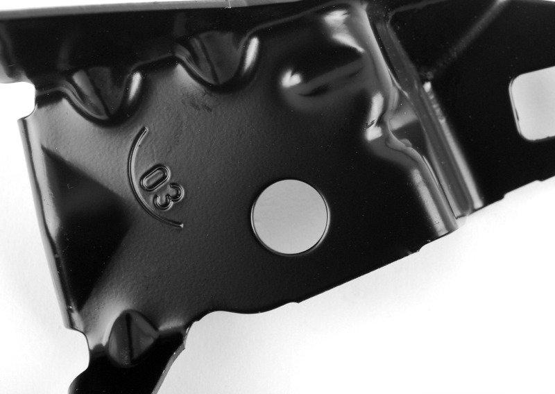 Кронштейн крыла Л