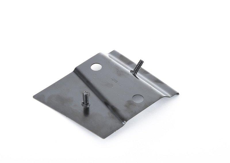 Армирующая пластина центральной стойки Л