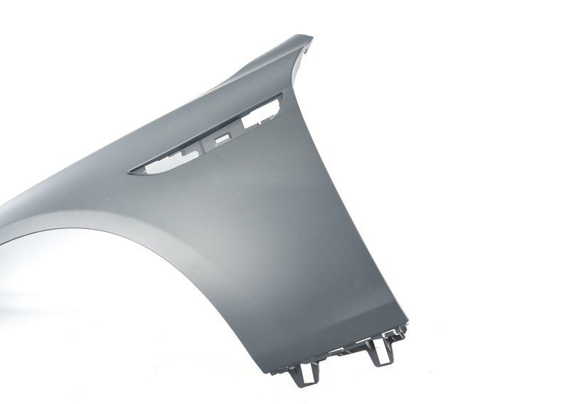 F12/F06 крыло левое