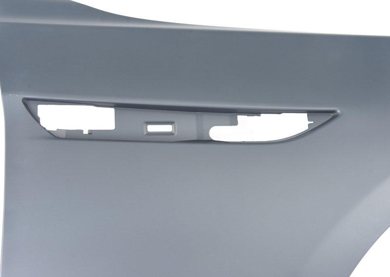 F12/F06 крыло правое