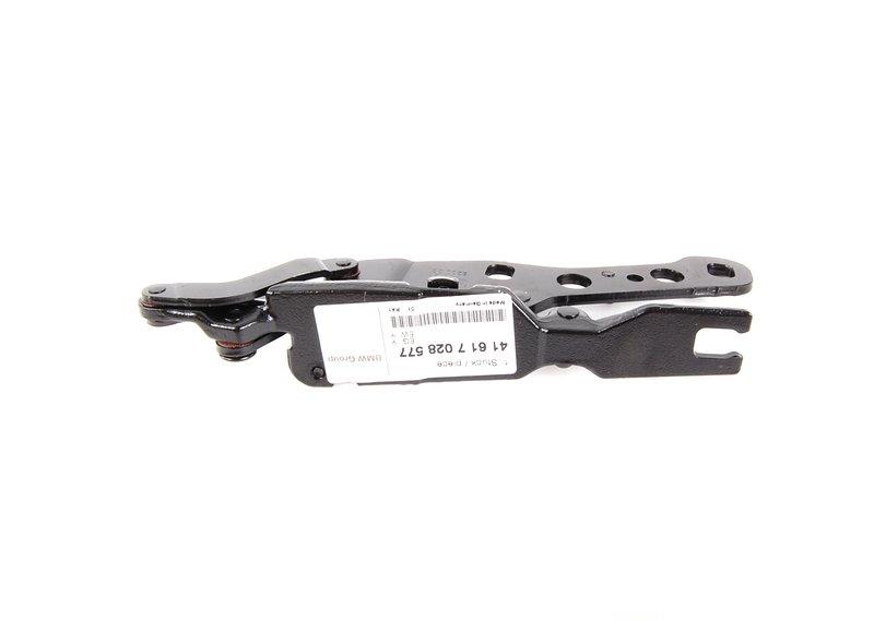 Петля капота Л