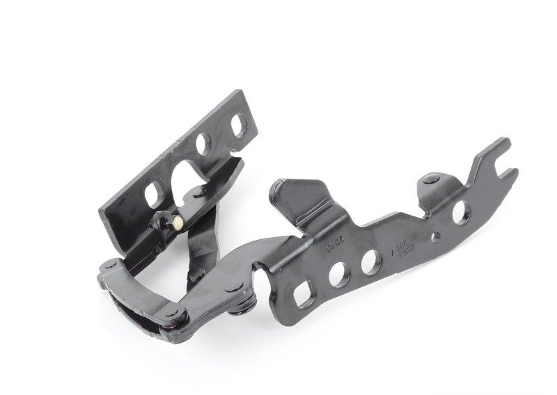 Петля капота Л