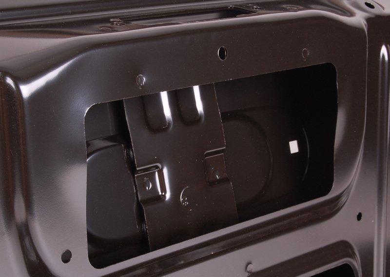 Багажная дверь без отв. под цил.замка