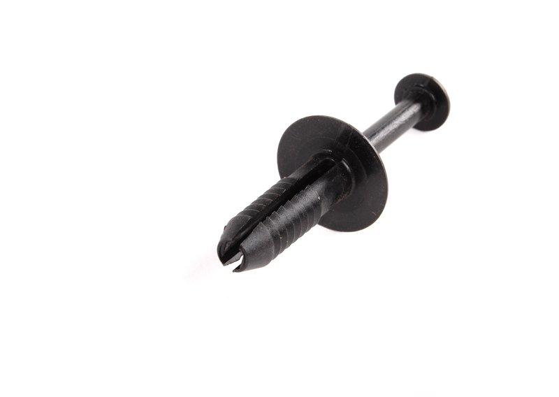 заклепка с распорной втулкой