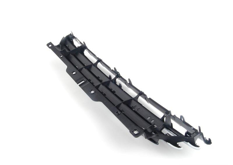 Передняя декоративная решетка