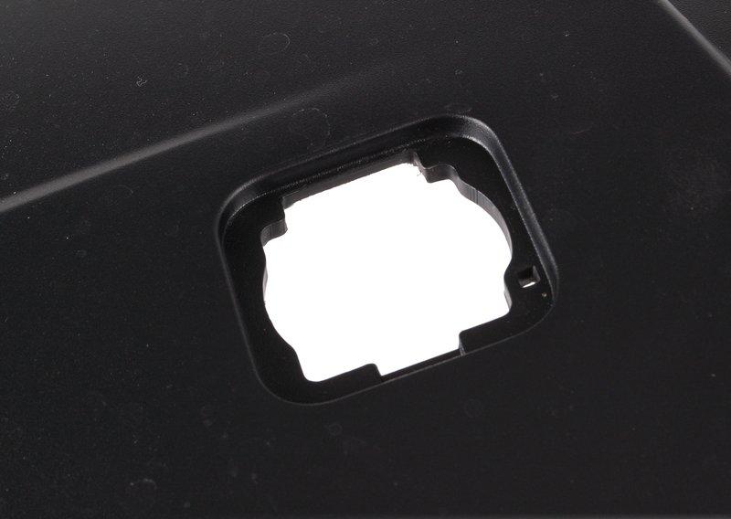 Облицовка переднего бампера Нж