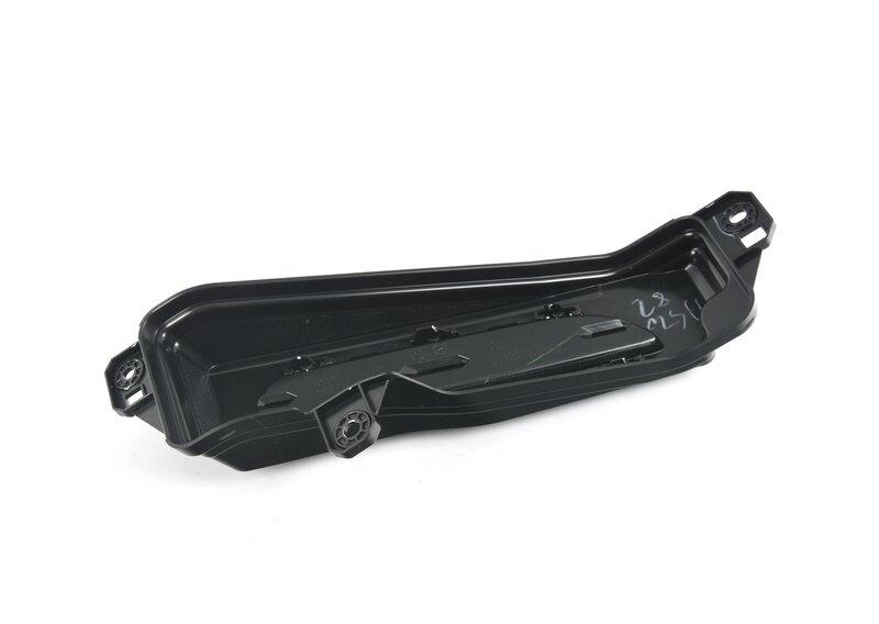 G05 накладка ПТФ левая M-tech